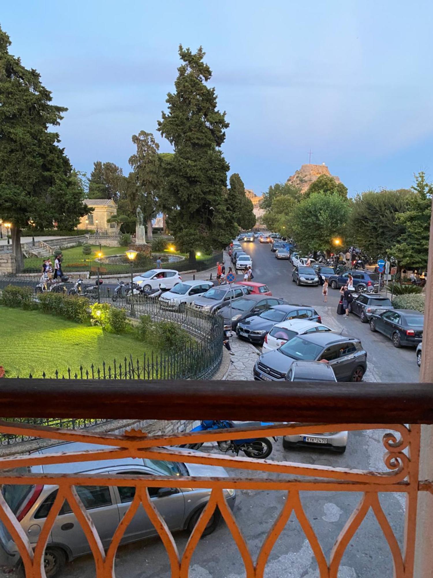 Palazzo Luxury Suite - View To Liston Square & Old Fortress Of Corfu Old Town Exterior foto